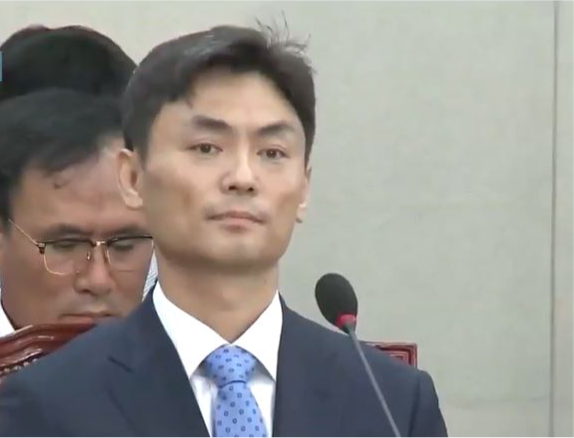 (팍스경제TV= 송지원기자) 지난 11일 박성진 후보자가 인사 청문회에서 질의를 받고 있다.