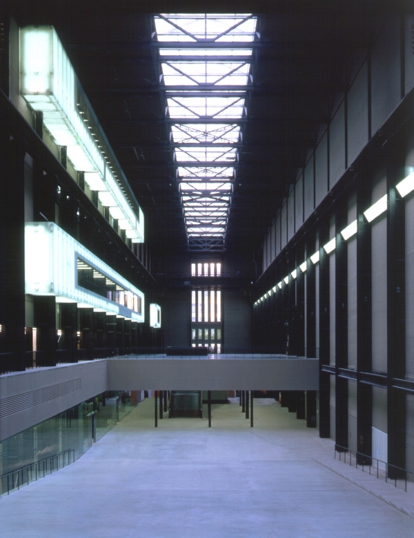 이번 전시가 진행되는 영국의 세계적 현대 미술관 ‘테이트 모던(Tate Modern)’의 외관 전경. 제공ㅣ현대차