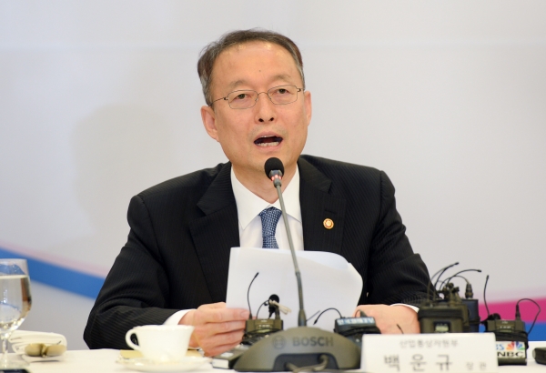 백운규 산업통상자원부 장관. [출처|산업통상자원부]