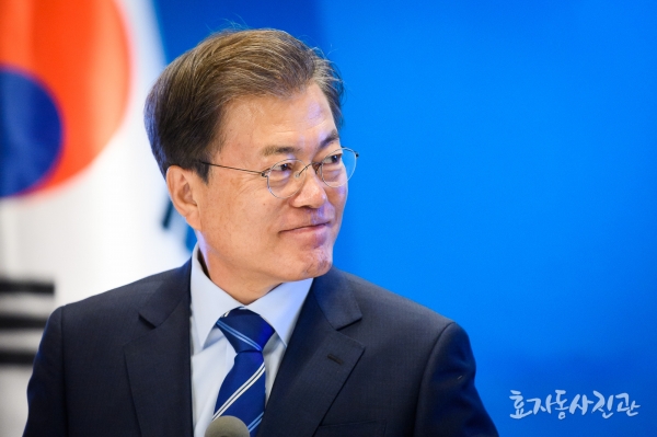 문재인 대통령 [출처|청와대]