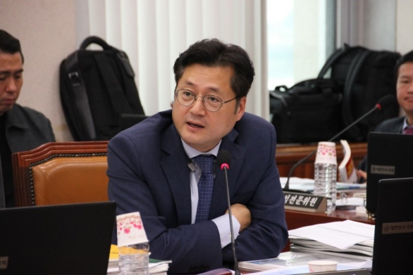 홍익표 의원. 출처|홍익표 의원실