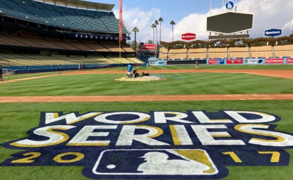 2017 MLB 월드시리즈가 열리는 LA다저스타디움(사진=LA다저스 인스타그램).
