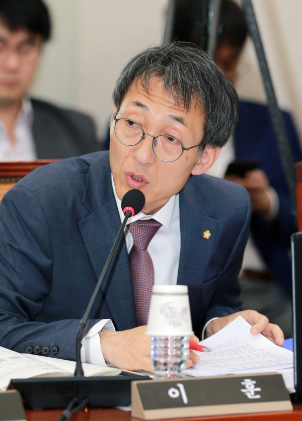 이훈 의원. 출처|산업통상자원부