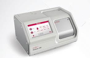 웰스바이오의 당화혈색소 측정 전문 장비 'careSURE™ Analyzer100'. 출처| 웰스바이오