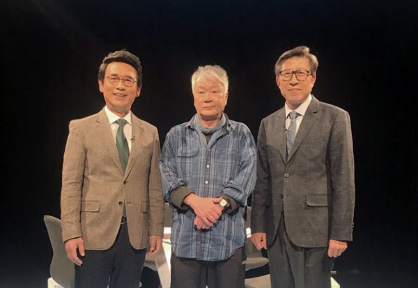 김훈 작가가 26일 밤 썰전에 출연한다. 제공|CJ엔터테인먼트