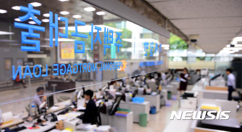새 총부채상환비율(DTI)이 31일부터 시행된다.ㅣ사진=뉴시스