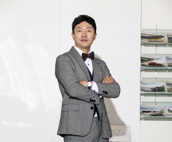 9년 연속 현대자동차 최다 판매 직원에 선정된 공주지점 임희성(만 43세) 영업부장.ㅣ제공=현대차