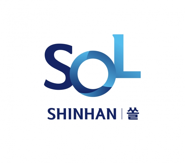 신한은행은 오는 22일 출시 예정인 모바일 통합플랫폼 ‘신한 쏠(SOL)’과 함께 금융권 최초로 가상현실(VR)과 증강현실(AR)을 이용한 가상 영업점인 ‘VR 웰스라운지’를 선보인다고 9일 밝혔다.ㅣ사진=신한은행
