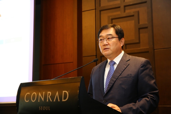 구성훈 삼성증권 대표가 18일 서울 여의도 콘래드 호텔에서 열린 삼성리서치포럼에서 환영사를 하고 있다. [사진=삼성증권]