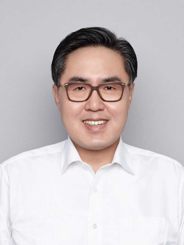 한국타이어의 신규 계열회사인 모델솔루션이 글로벌 최첨단 디지털 프로토타입 솔루션 기업으로 도약하기 위해 우병일 한국타이어 중국지역본부장을 새 대표이사로 선임했다고 2일 밝혔다l사진=한국타이어
