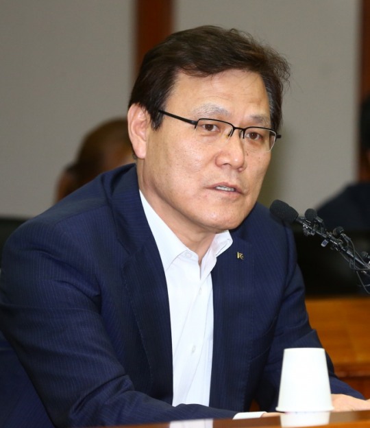 최종구 금융위원장 [사진=뉴시스]