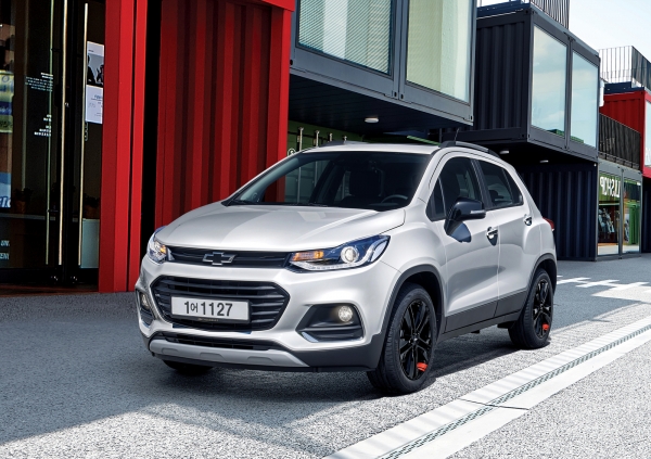 쉐보레(Chevrolet)가 더 뉴 트랙스(The New Trax)의 레드라인 에디션(Red Line Edition)을 출시하고 오늘부터 판매를 개시한다 [사진=한국지엠]