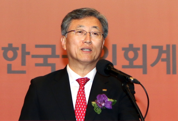 최중경 한국공인회계사회 회장 [사진=한국공인회계사회]