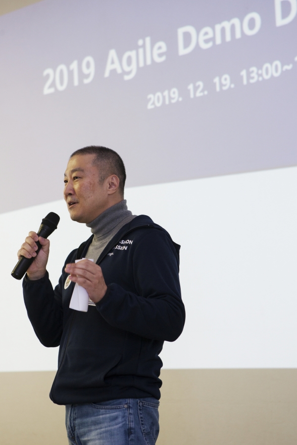 '2019 애자일 데모데이'에 참석한 구자은 회장 (사진제공-LS그룹)
