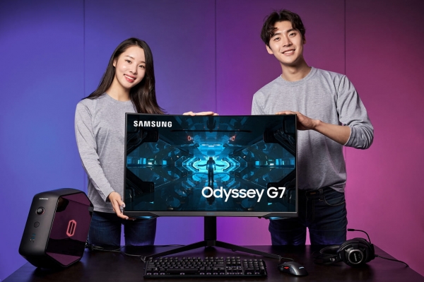 삼성전자, 업계 최초 1000R 곡률 게이밍 모니터 '오디세이 G7' 국내 출시