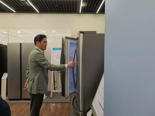 이재용 삼성전자 부회장, 생활가전사업부 방문