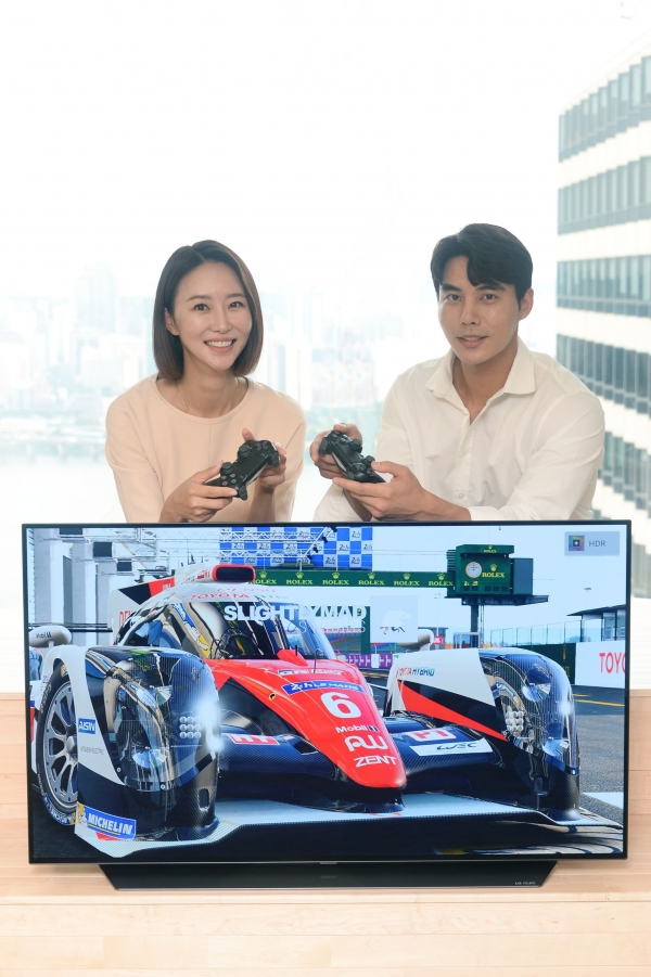 LG전자, 48형 올레드TV 국내 출시