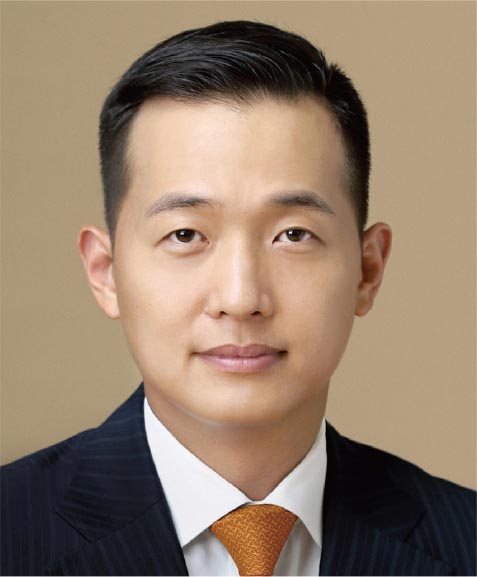 28일 김동관 한화솔루션 전략부문장이 사장으로 승진하며 대표이사로 내정됐다.[자료제공: 한화그룹]