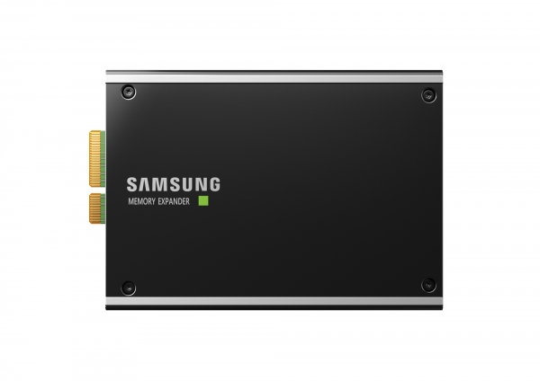 삼성전자가 업계 최초로 CXL 2.0을 지원하는 128GB CXL D램을 개발했다. [사진=삼성전자]