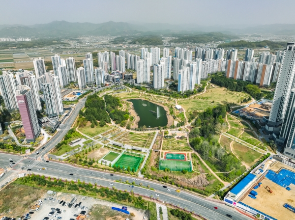 ‘제13회 대한민국 조경대상’ 국무총리상을 수상한 태영건설 ‘공원중심도시, 에코시티’