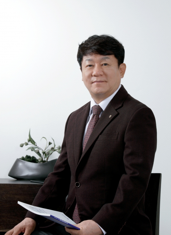김윤식 신임 한국협동조합협의회 회장 [사진제공=신협중앙회]