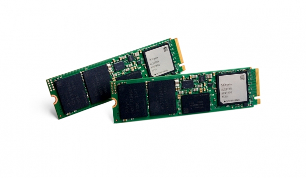 SK하이닉스의 PC OEM향 PCIe 5세대 SSD ‘PCB01’ [사진=SK하이닉스]