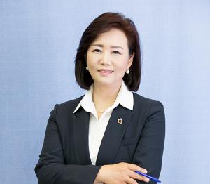Provincial Council Member Yoon-Kyung Jeong, commemorates the 10th anniversary of placement as a career counselor in Gyeonggi-do thumbnail