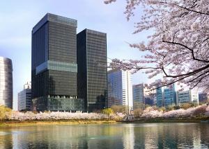 소피텔 앰배서더 서울, 새로운 벚꽃 명소로 떠오를 봄 꽃 축제 열어