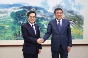 김동연, 중국 허리펑 부총리 만나 한중경제 협력방안 논의