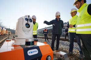 코레일, 인공지능 로봇으로 철도시설물 점검한다